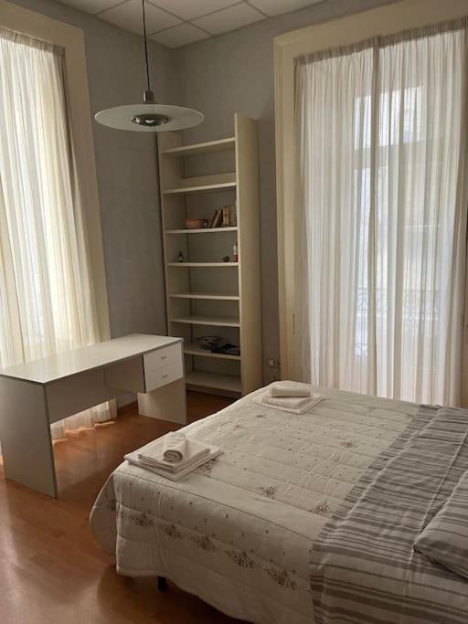 La Casa Di Pepo Apartment เนเปิลส์ ภายนอก รูปภาพ